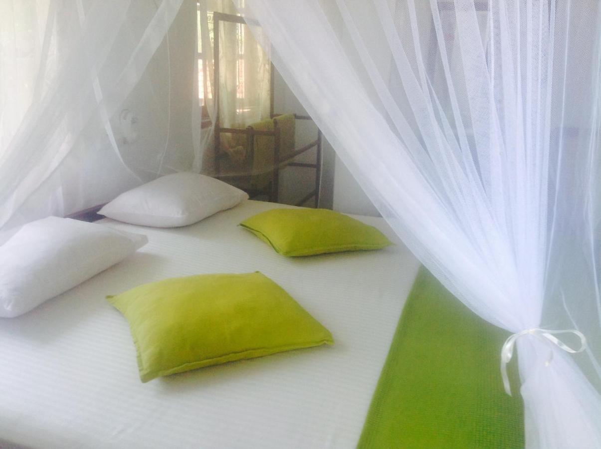 Samans Guesthouse 탕갈레 외부 사진