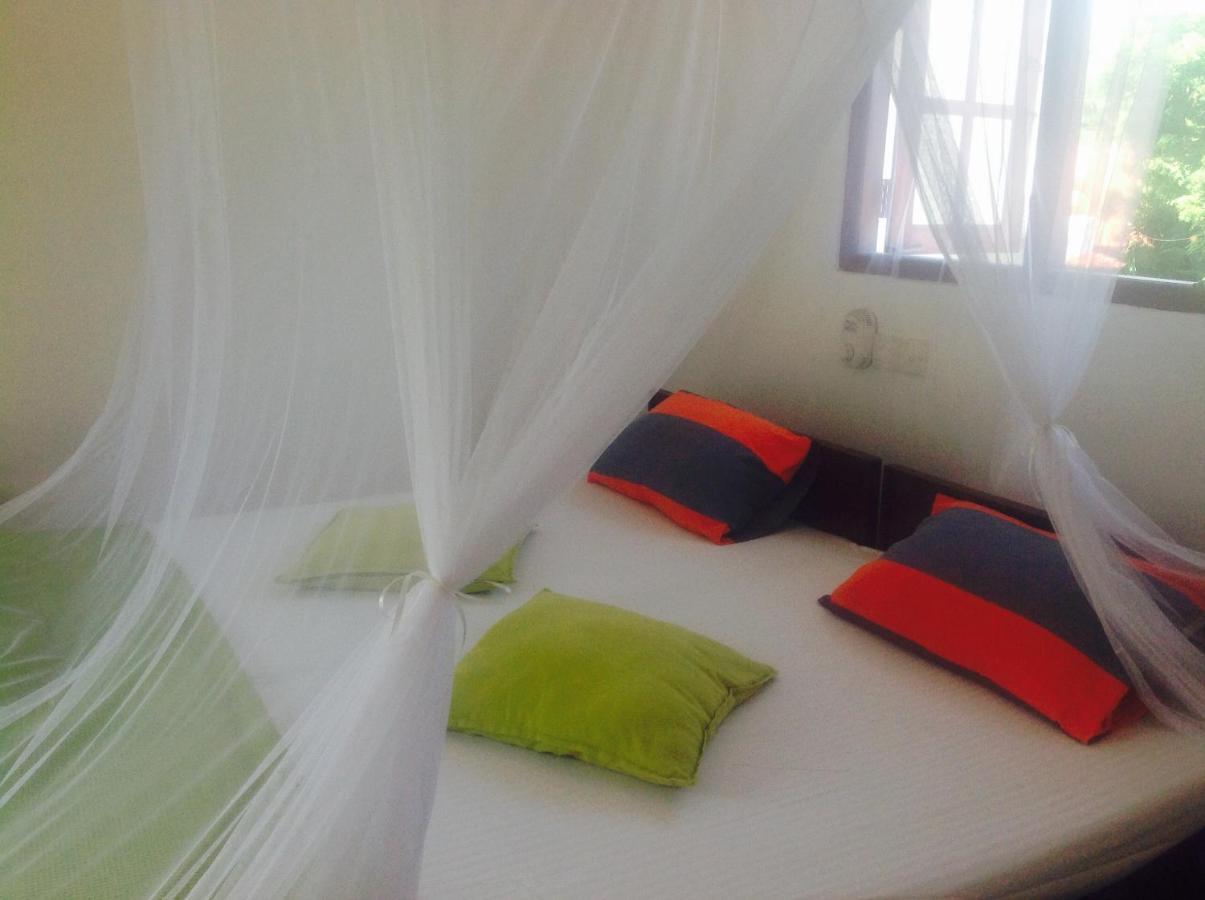 Samans Guesthouse 탕갈레 외부 사진