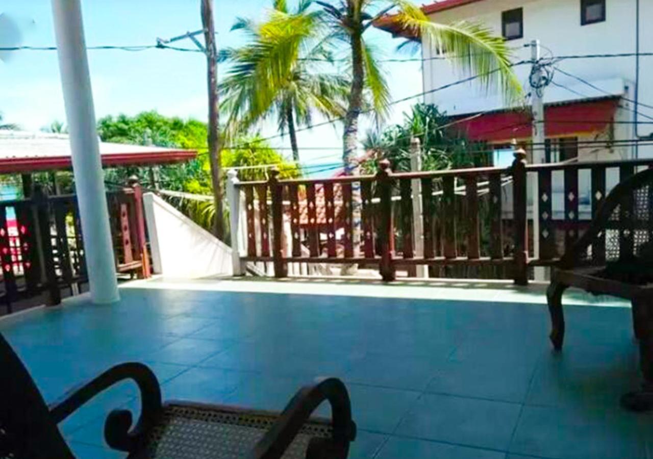 Samans Guesthouse 탕갈레 외부 사진